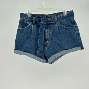 Abercrombie & Fitch Women's Blue Denim
High Rise Tie Waist Cuffed Shorts Size 4